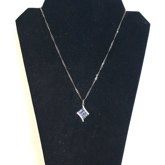 Elegant 2.2 CT Natural Tanzanite 925 Sterling Silver Minimalist Pendant Necklace - Picture 10 of 11